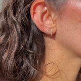 Diamant Creolen huggies in zwei Größen gefasst in 14 Karat Gelbgold mit 0.07 / 0.10 Carat natürlichen Diamanten