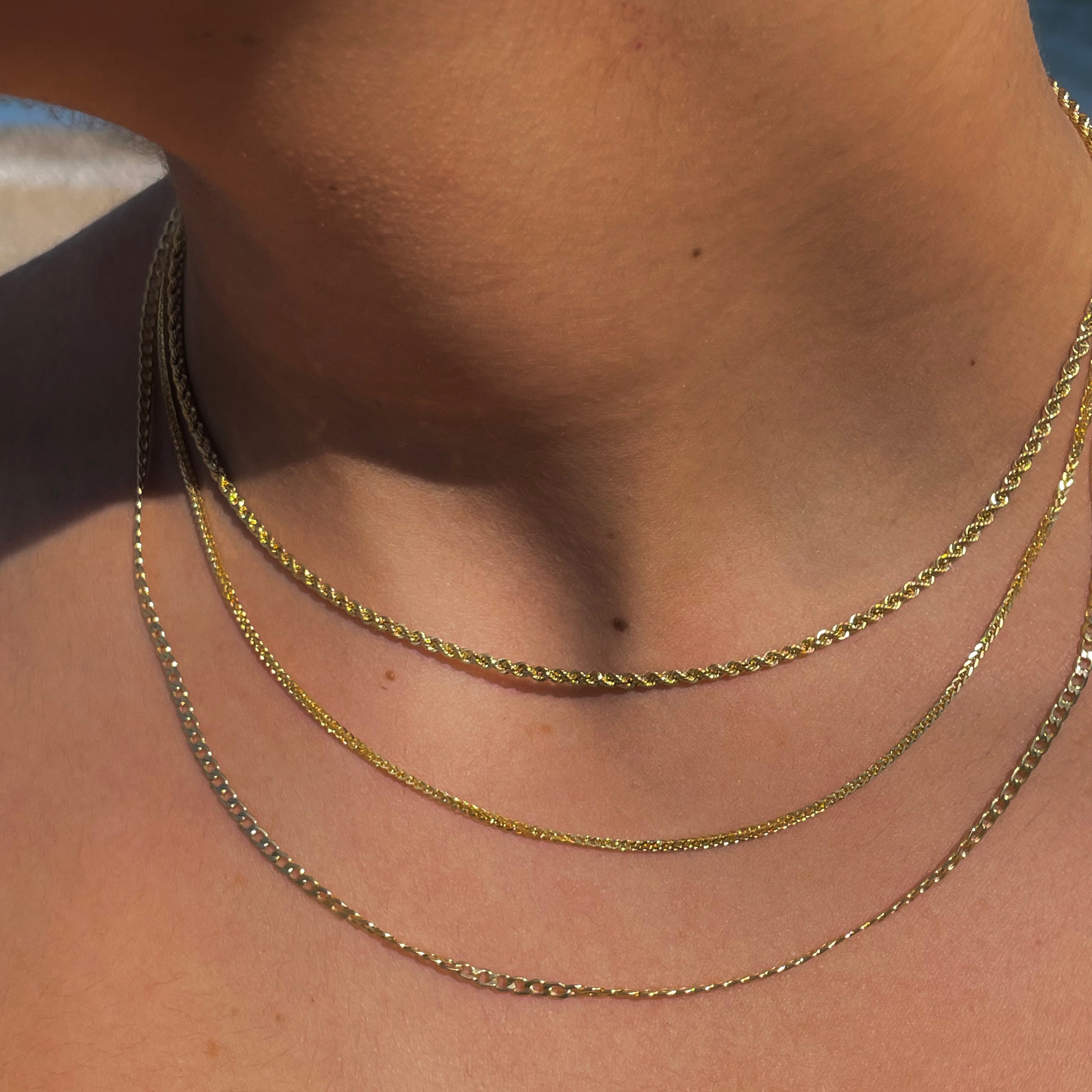 Layering look Fuchsschwanz Halskette Damen aus 14 Karat Gelbgold kombiniert mit der Curb Chain und Rope Chain Kette